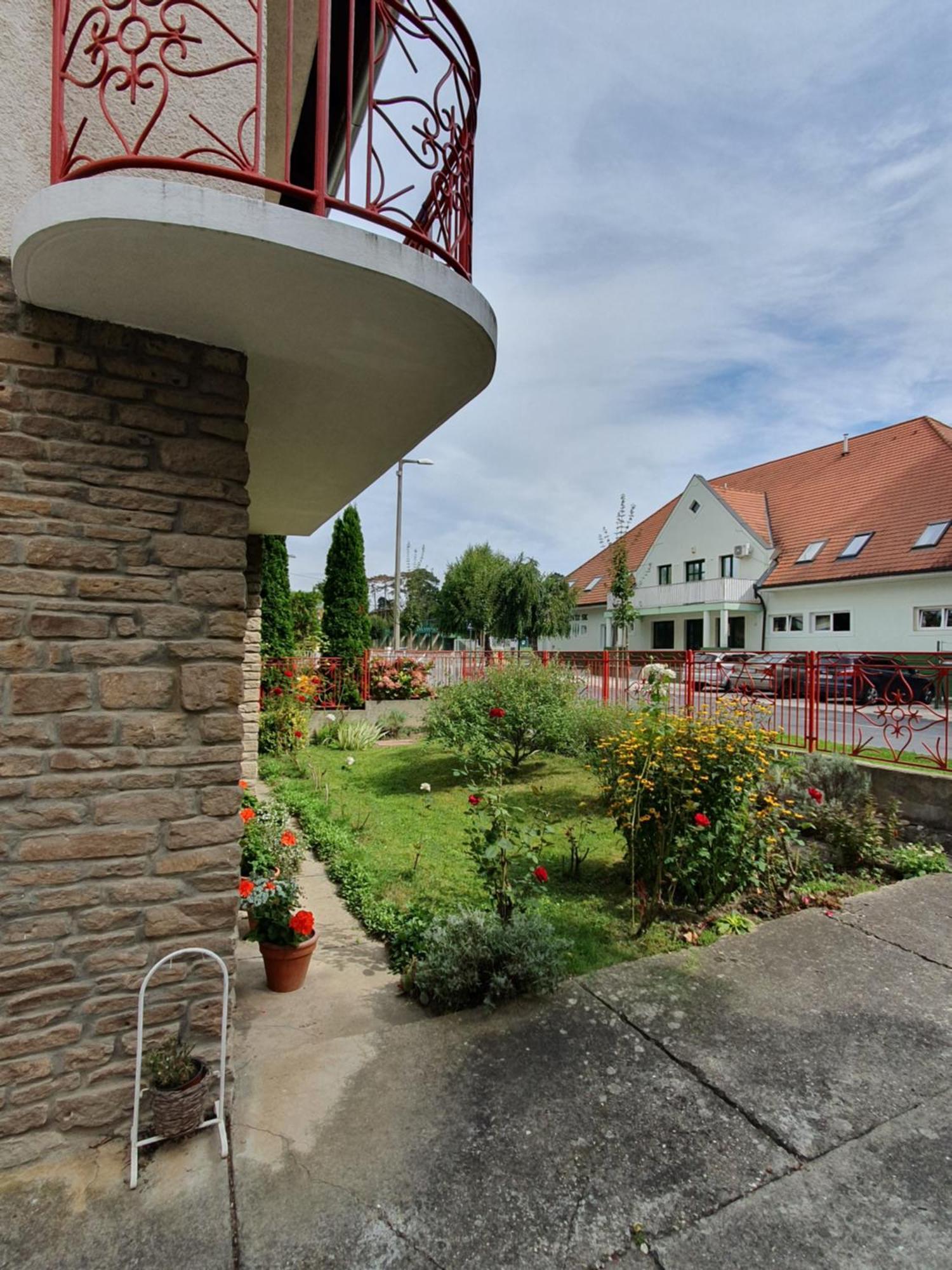 Anna Apartman Heviz Exterior foto